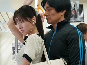 Em cave lồn múp khiến anh khách Tây địt mãi không chán