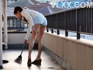 NXGS-008 Vợ của hàng xóm say rượu và bị nhầm là chồng mình...