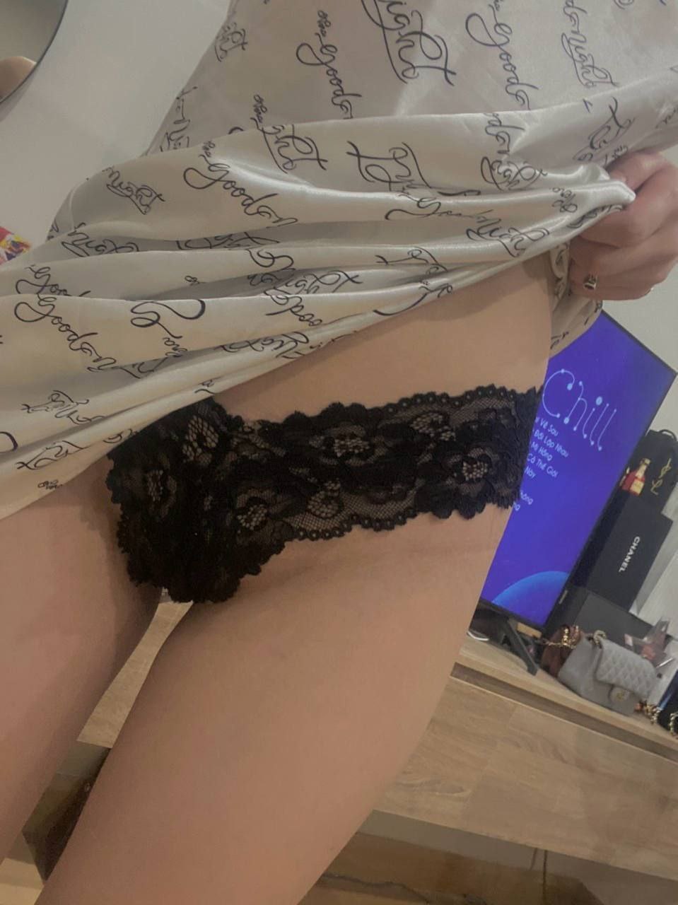 Bố sướng quá lỡ bắn tinh vào lồn con rồi